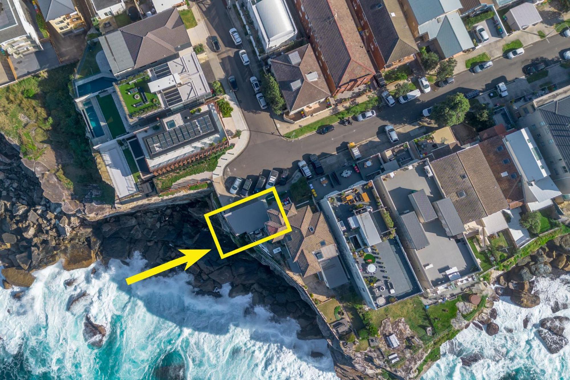 Upscale Cliffside Studio With Ocean Views North Bondi Sydney Exterior photo